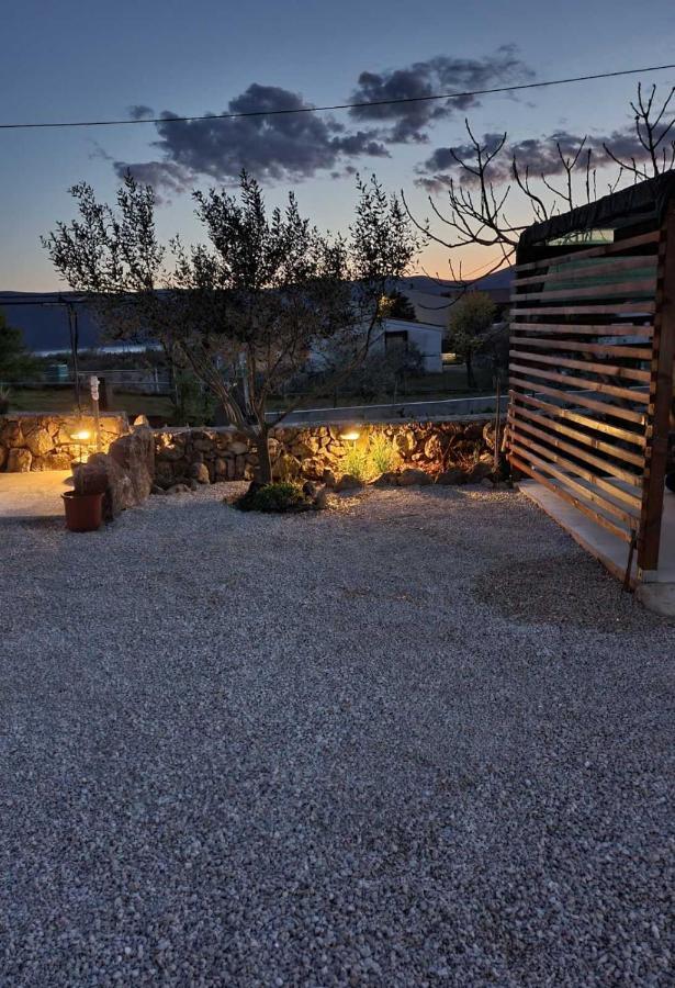 דירות Brzac Apartman Luce מראה חיצוני תמונה